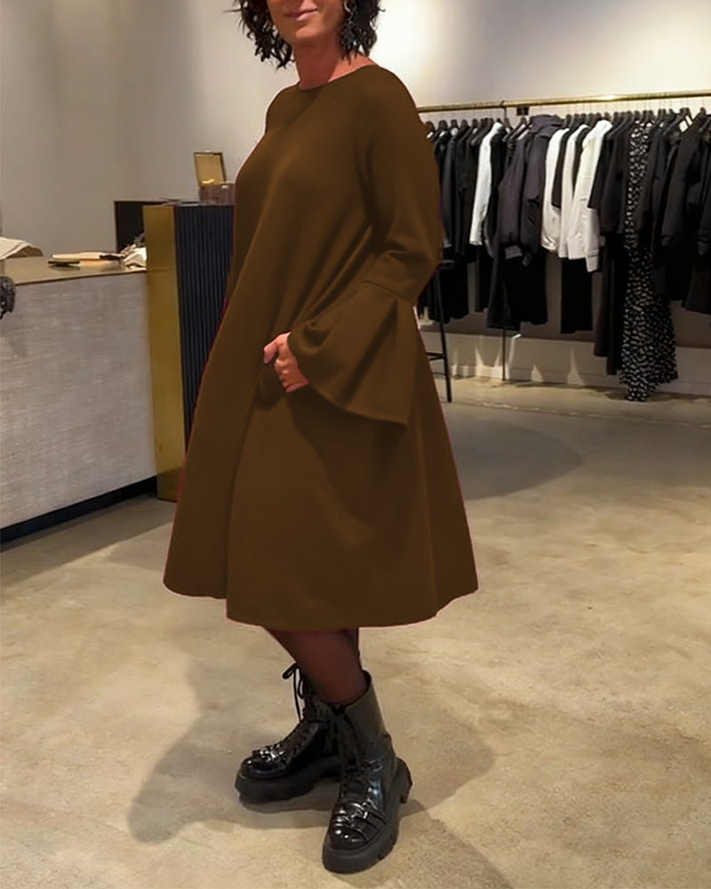 Jovalinne - Casual Jurk met Uitlopende Mouwen