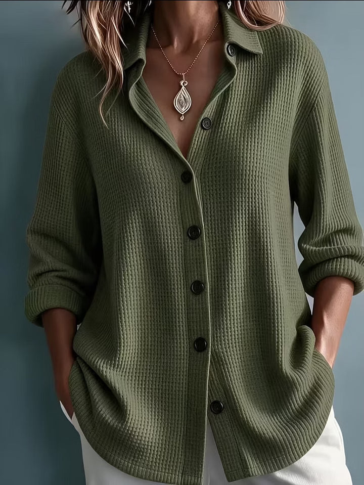 Leentje - Damesblouse van textuurstof met kraag en knopen