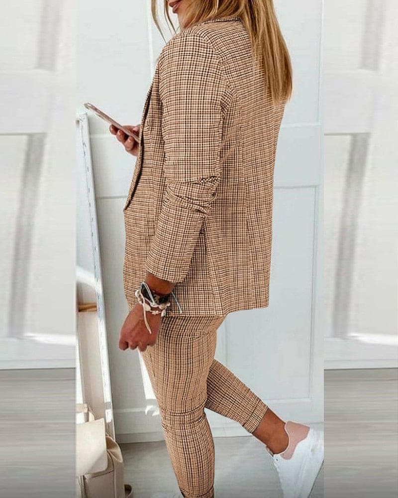 Gaila - Geruite damespak