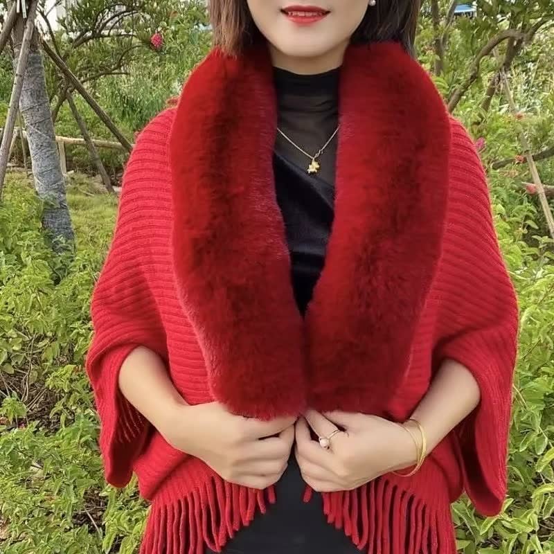 Martine - Elegante poncho voor een luxueuze winter
