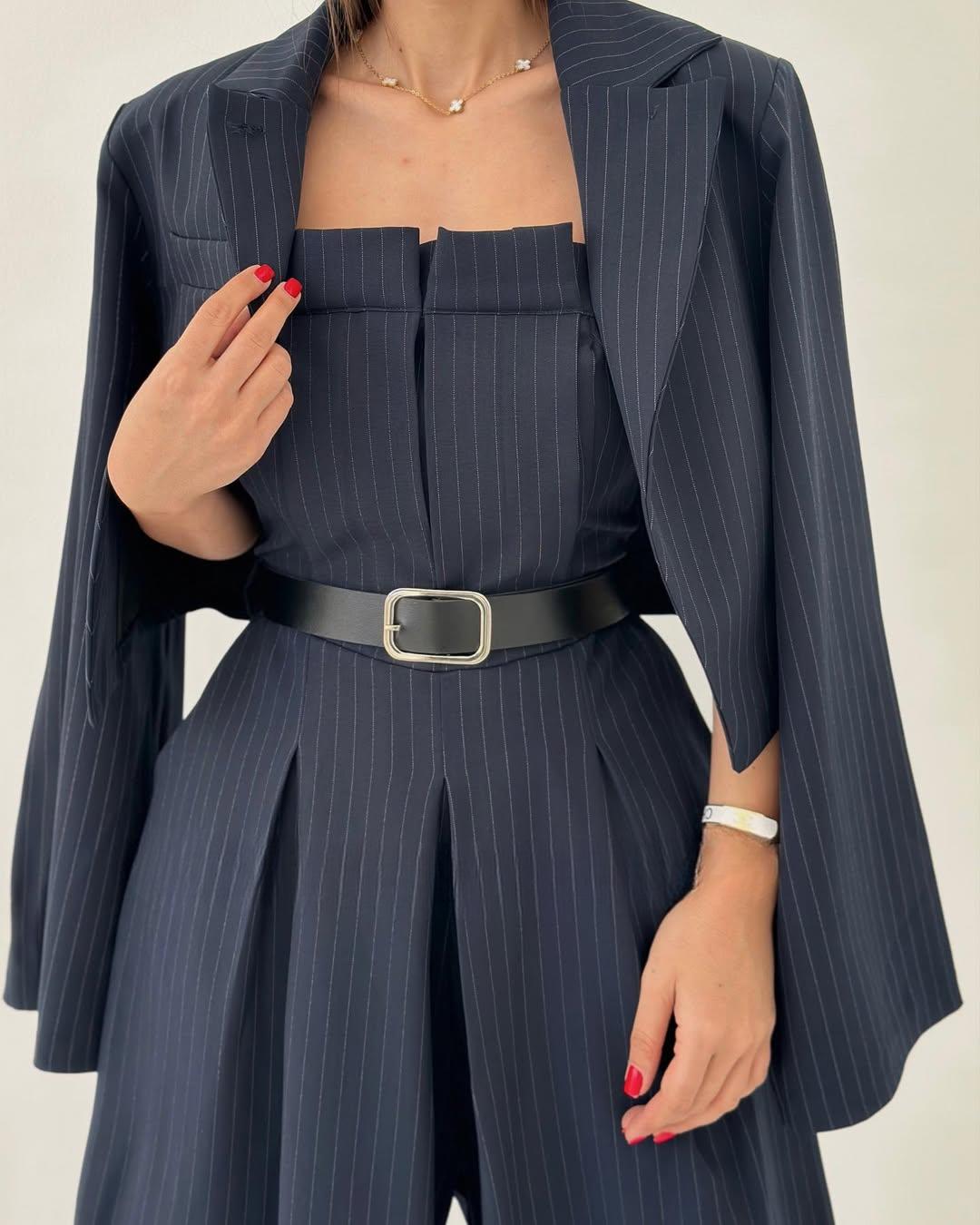 Cyravine - Vrouwen Ensemble Bustier en Jas in Elegante en Trendy Stijl