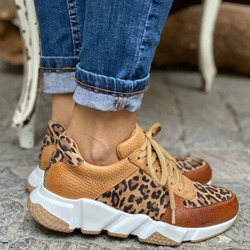 Eleonora - Casual Luipaard Sneakers met Dikke Zolen