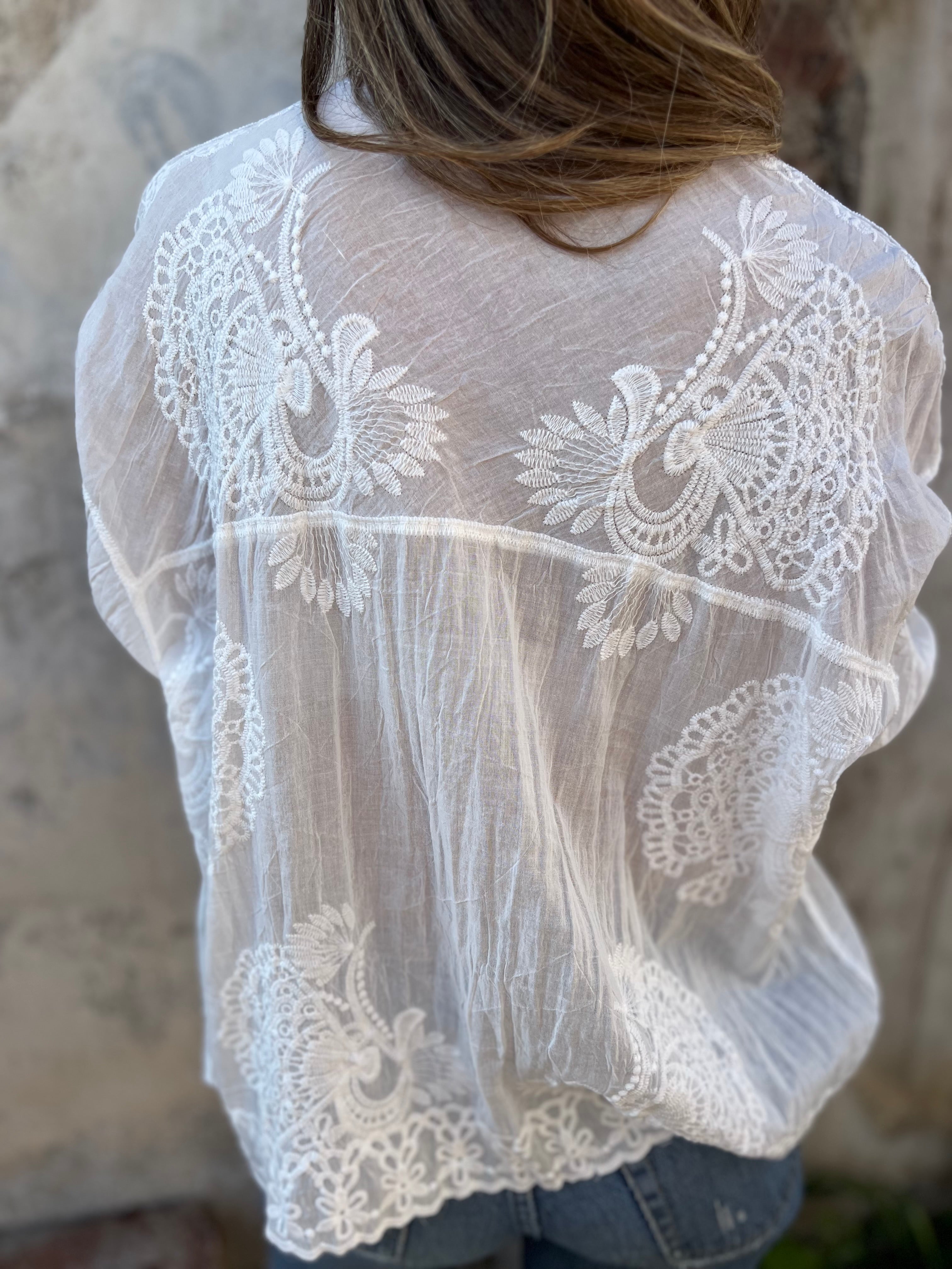 Audette - Elegante Geborduurde Kanten Blouse