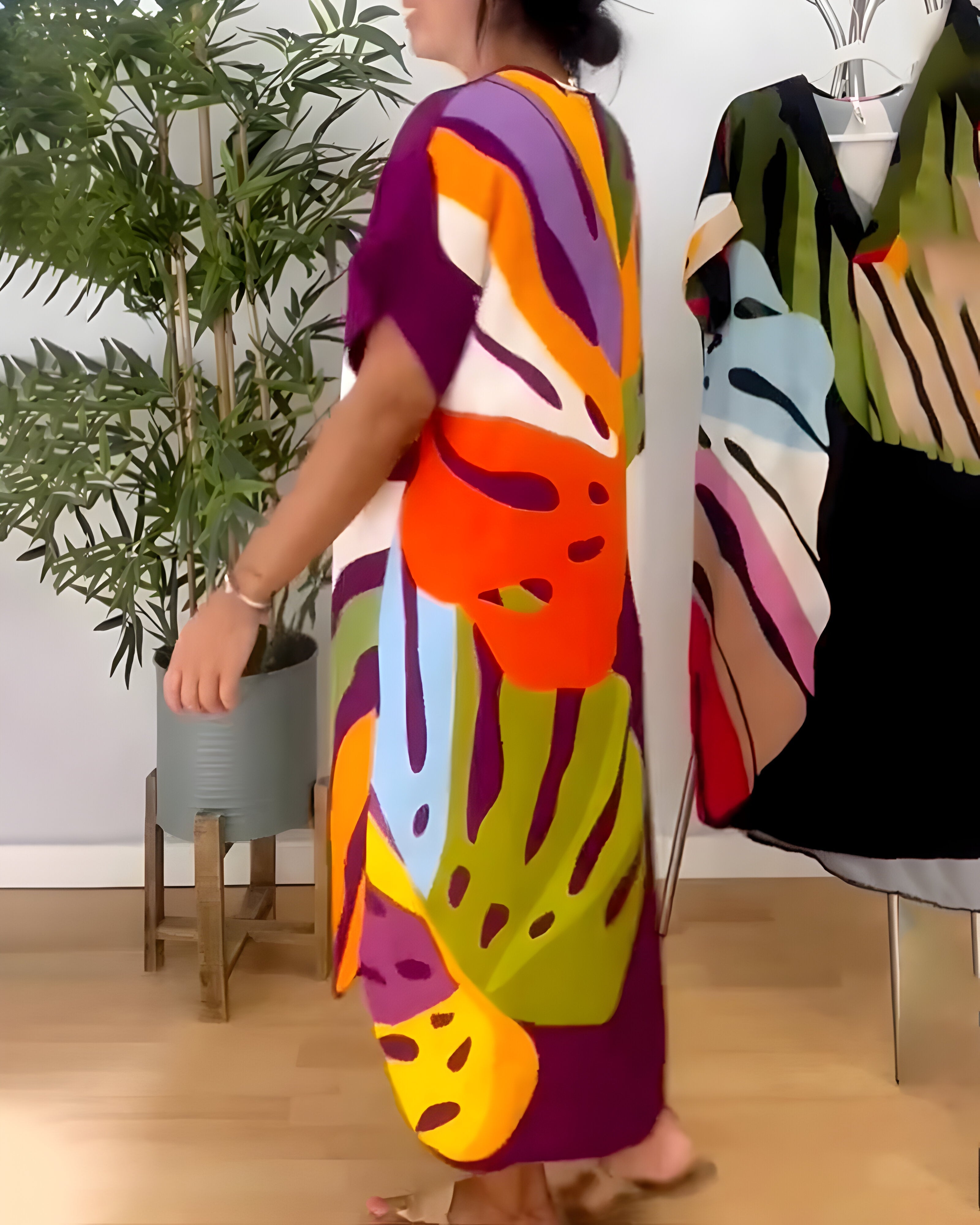 Nerissa - Casual jurk met kleurrijke bladprint voor een frisse en natuurlijke stijl