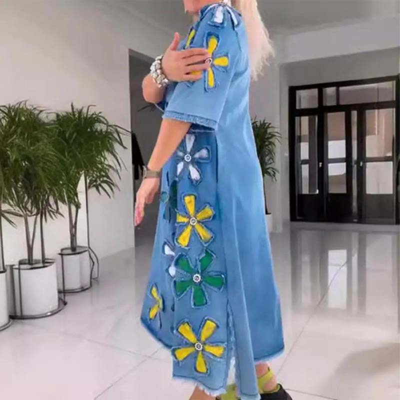 Kalena - Casual jurk met ronde halslijn en bloemenprint
