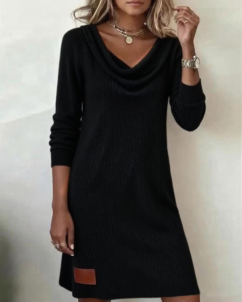 Helisora - Elegante Jurk met Lange Mouwen en Hoge Kraag