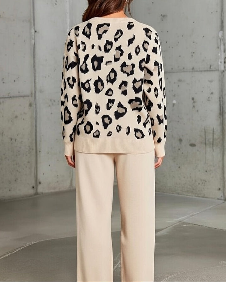 Joretta - Elegant Luipaard Brei Ensemble