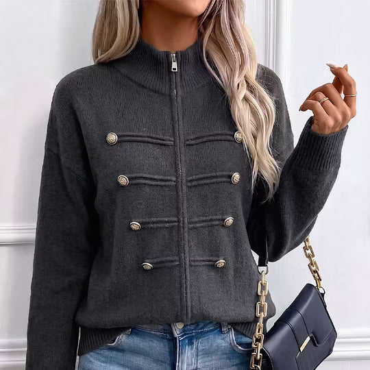 Teuntje - Dames gebreide gilet met hoge, rits en decoratieve knopen