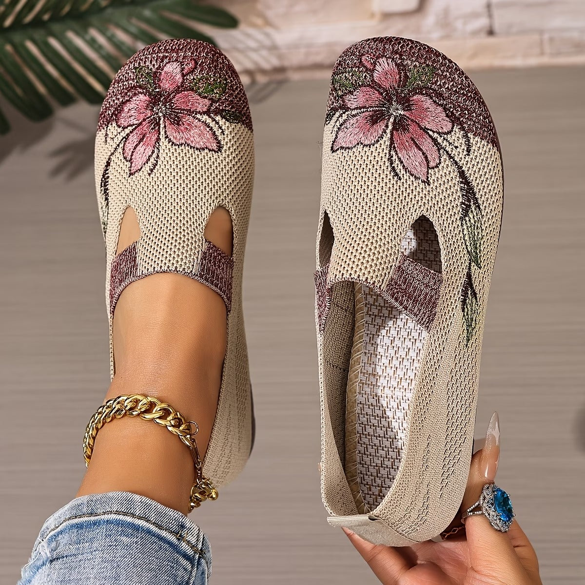 Arixa - Ademend Comfortabele Schoenen met Geborduurde Bloem