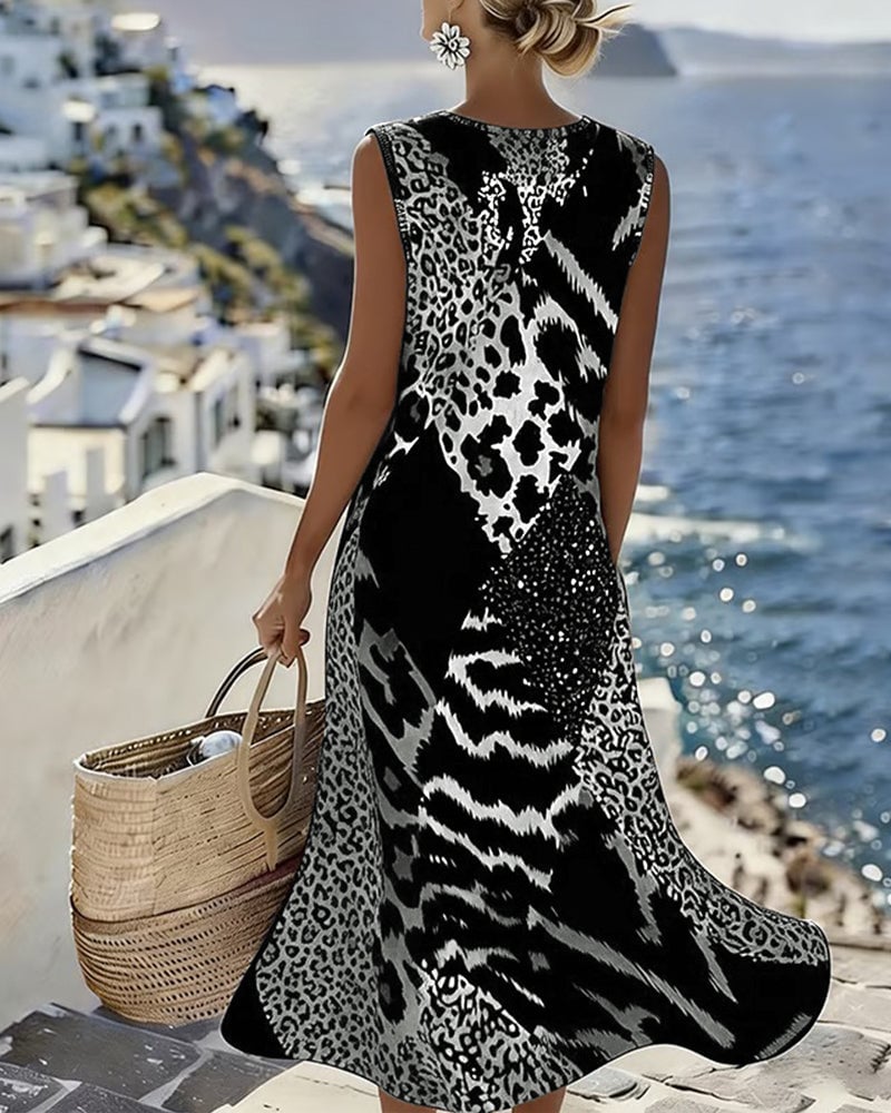 Larethi - Lange Mouwloze Patchwork Luipaard Jurk