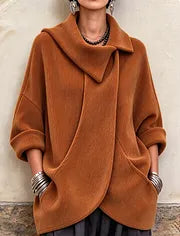 Théoline - Oversized damesvest van ribgebreide stof met asymmetrische kraag