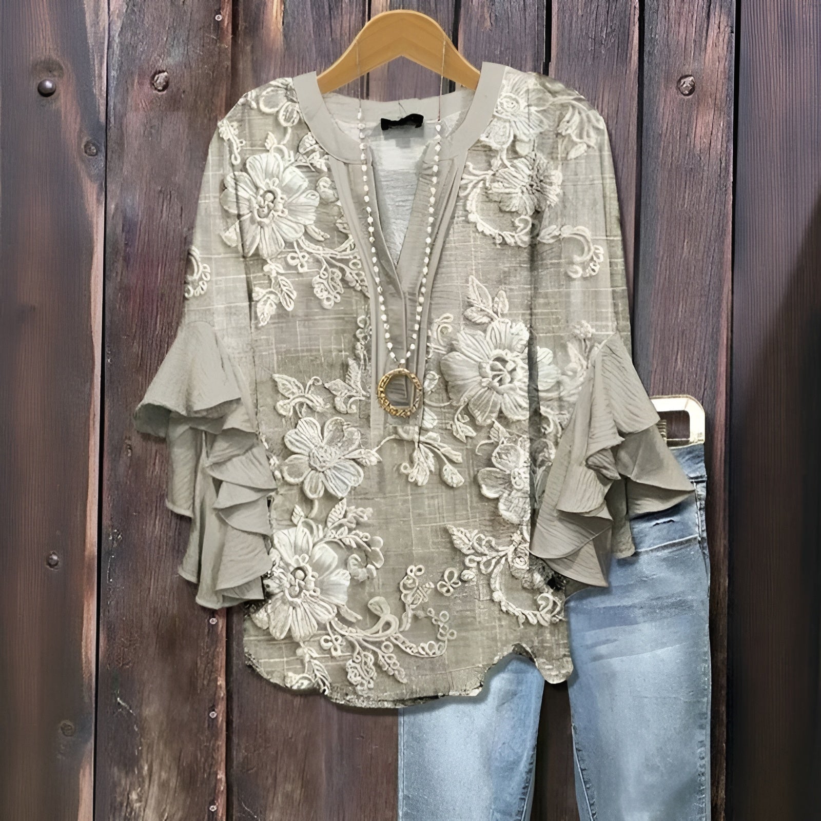 Elyara - Casual blouse met bladmotief