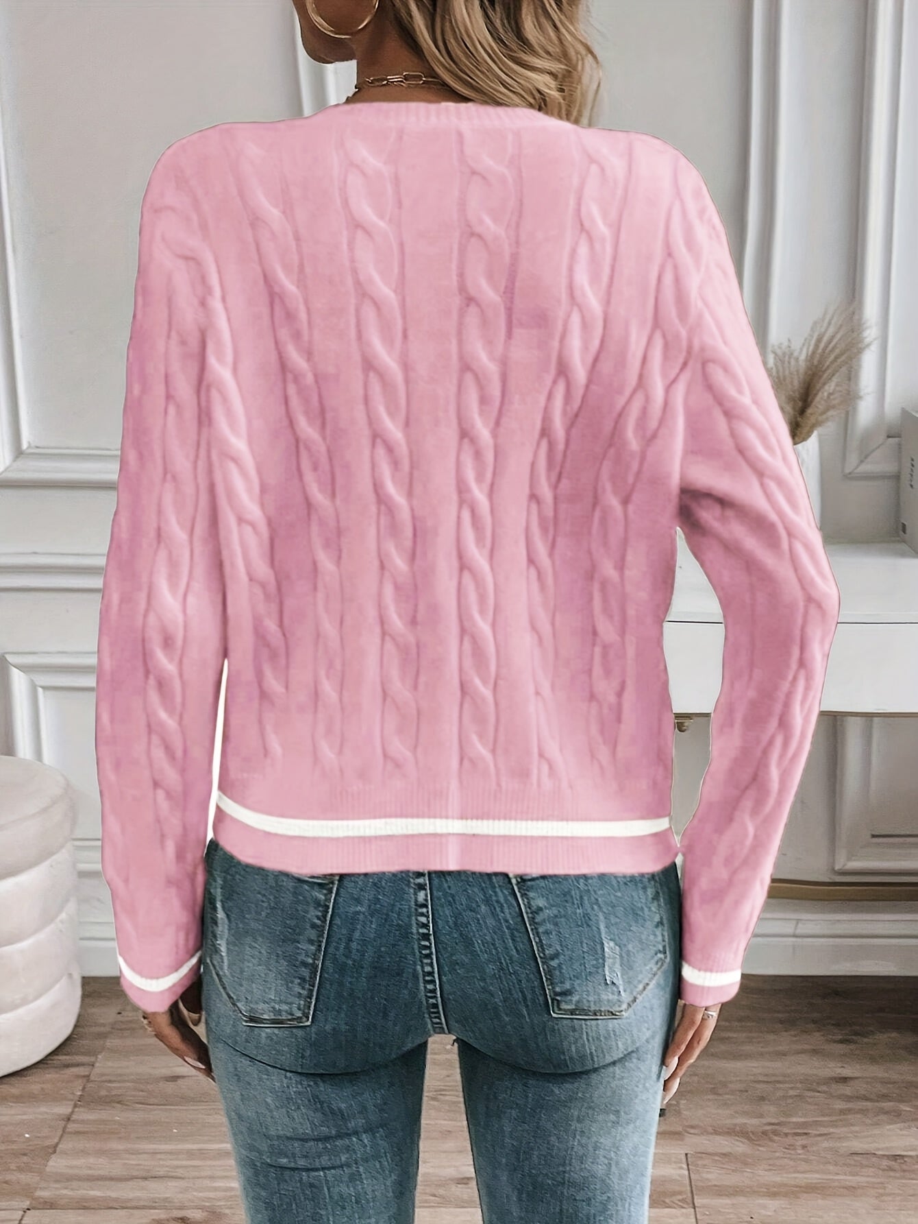Elvyna - Zachte Knopcardigan met Tijdloze Charme