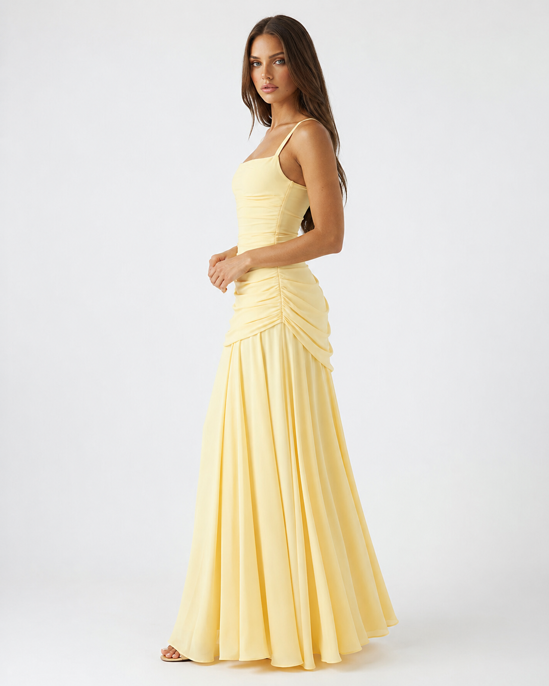 Noreia - Maxi jurk voor dames met een vierkante halslijn en strikdetail op de rug