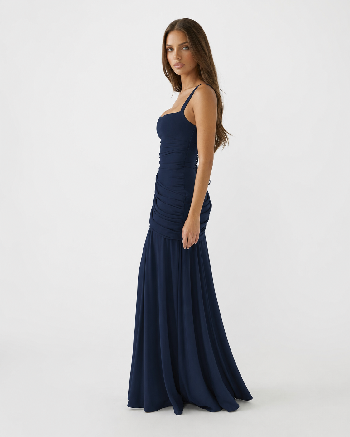 Noreia - Maxi jurk voor dames met een vierkante halslijn en strikdetail op de rug