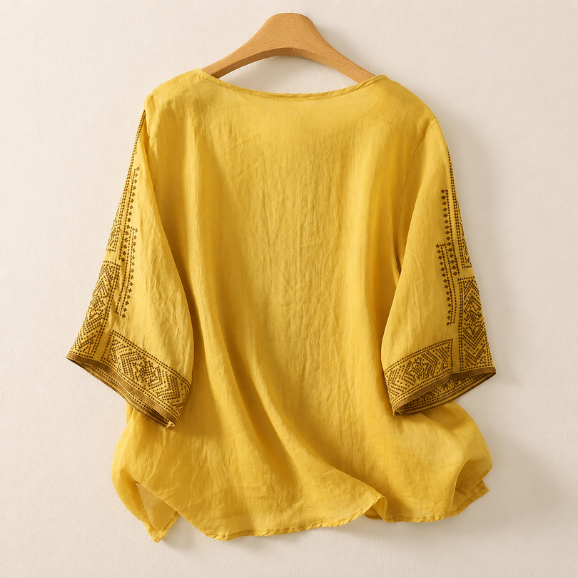 Prune - Damesblouse van geborduurd linnen met driekwartmouwen