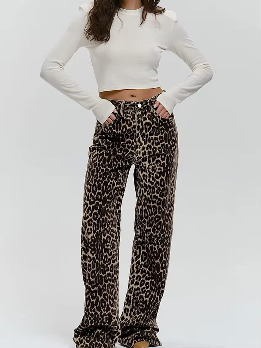 Kim - Leopard Denim Straight Jeans