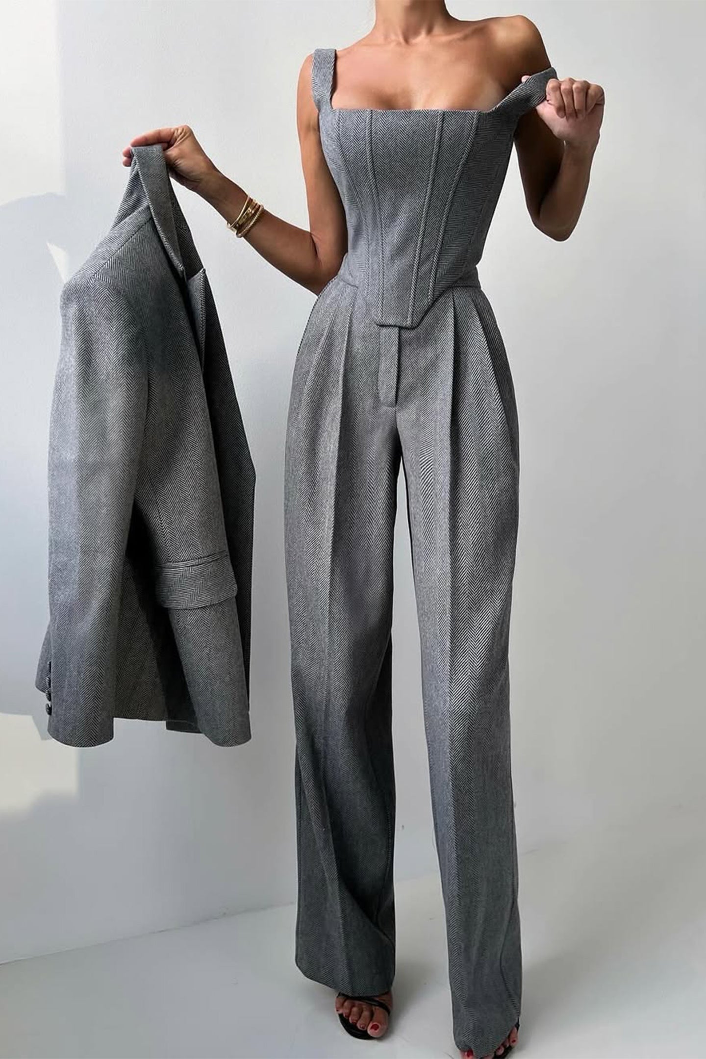 Renata - driedelige set met top, pantalon en blazer