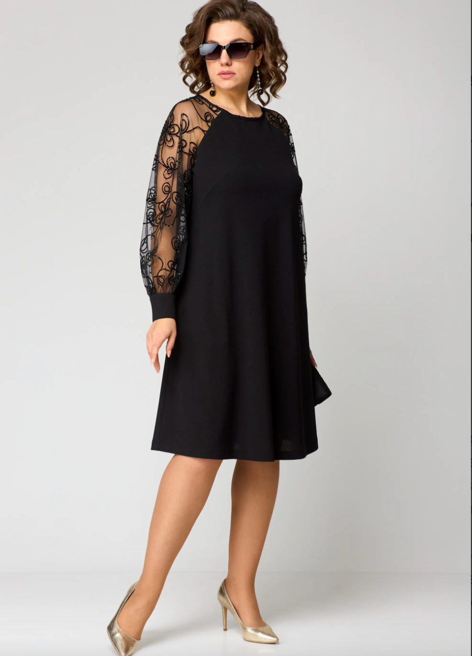 Yvonne - Elegante kanten jurk met een prachtige pasvorm
