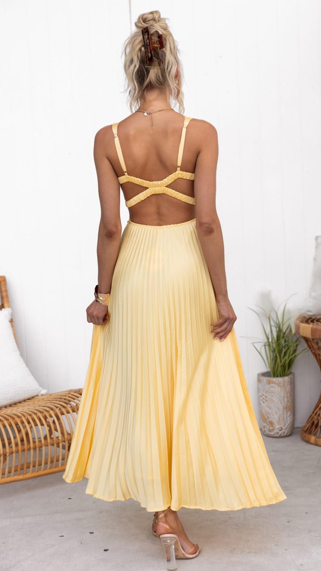 Darya - Gele geplooide maxi jurk met V-hals