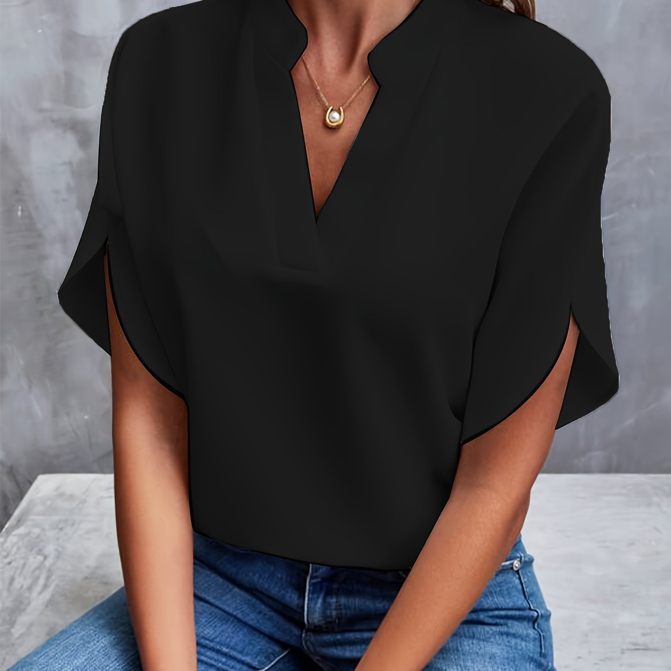 Kiana - Blouse Unicolore met Col en V
