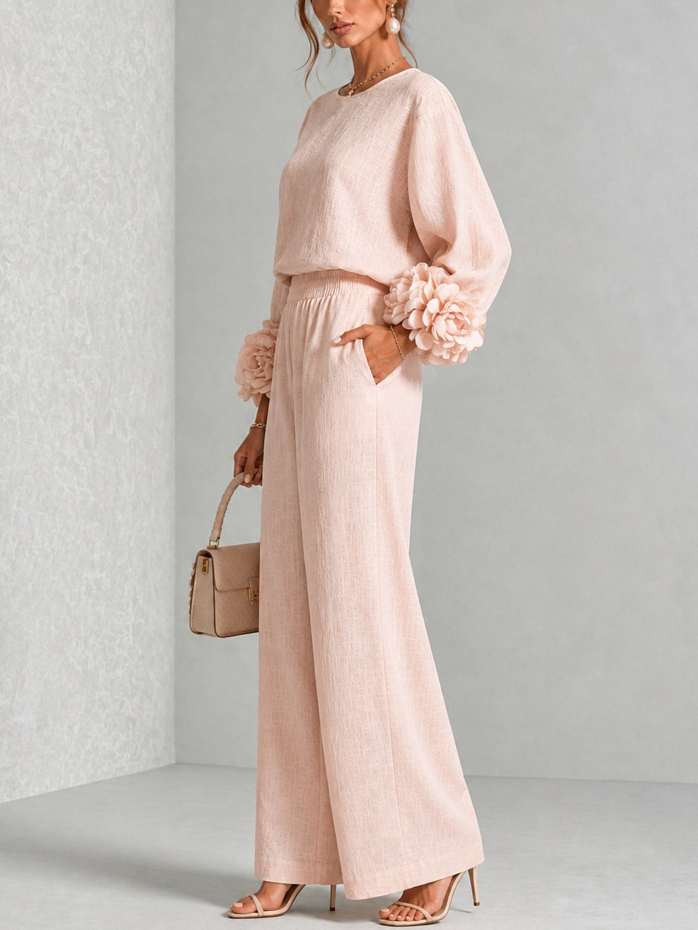 Marloes - Vrouwen tweedelig ensemble met elegante bloemenmouwen