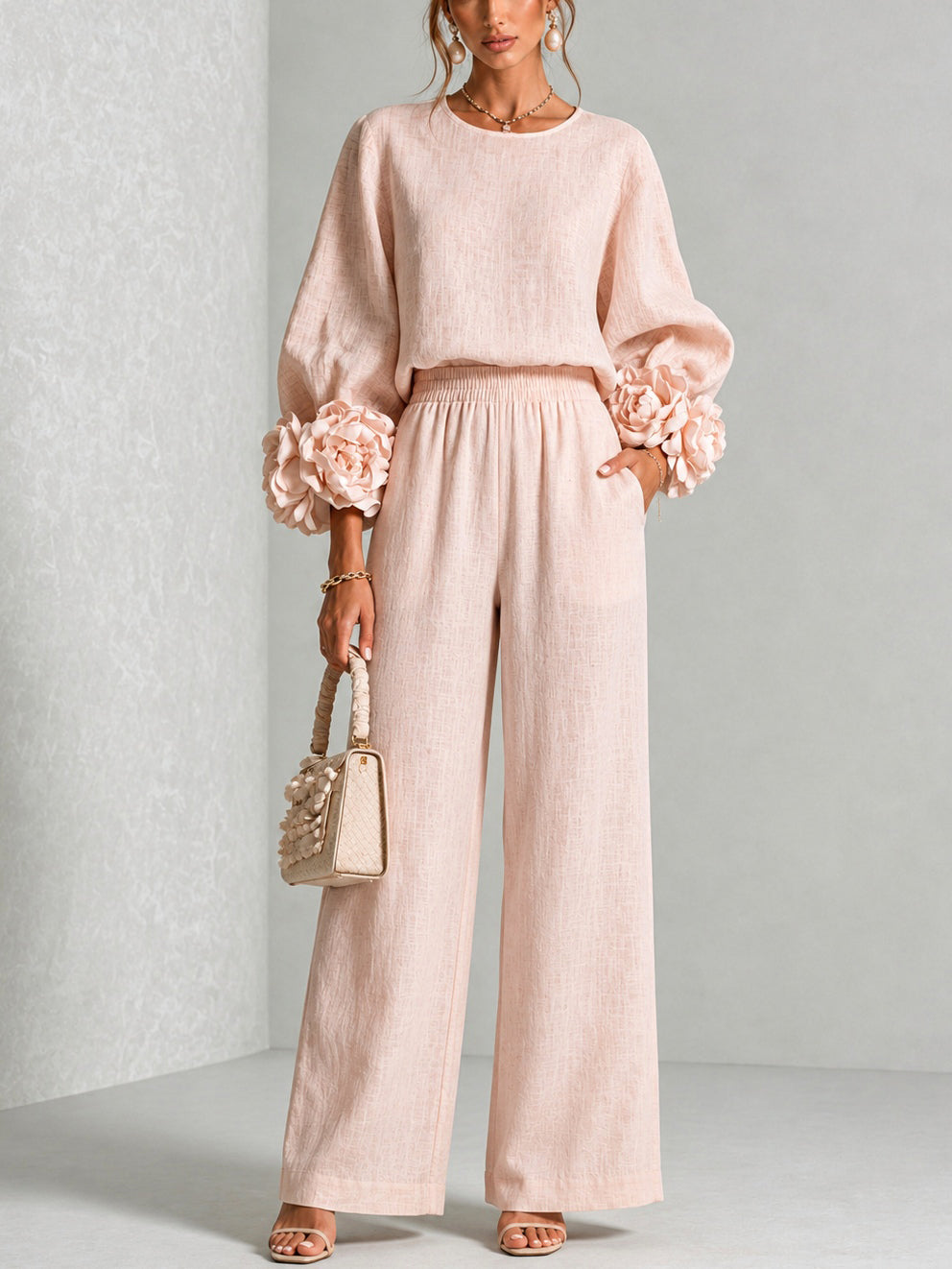 Marloes - Vrouwen tweedelig ensemble met elegante bloemenmouwen
