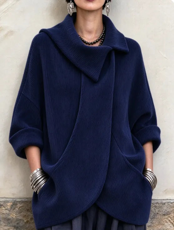 Théoline - Oversized damesvest van ribgebreide stof met asymmetrische kraag