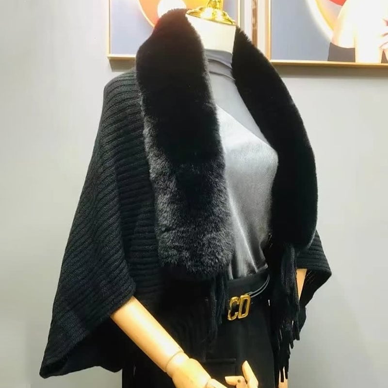 Martine - Elegante poncho voor een luxueuze winter