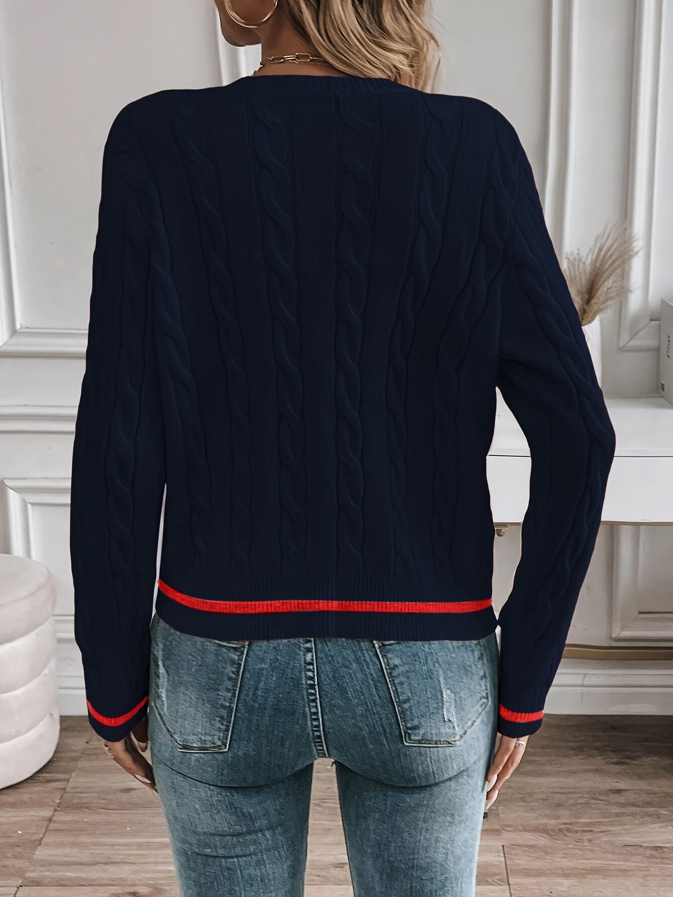Elvyna - Zachte Knopcardigan met Tijdloze Charme