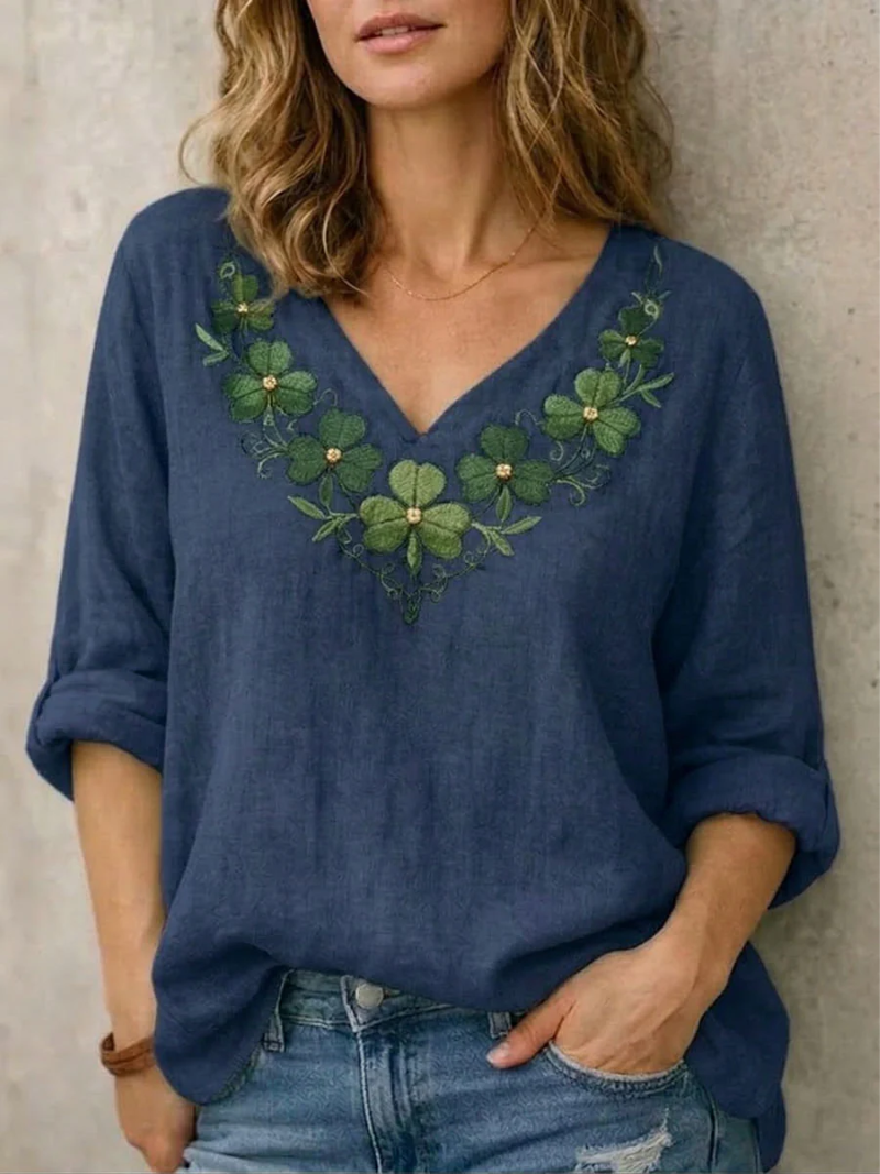 Jynelle - Elegante Blouse met V-hals en Borduursel