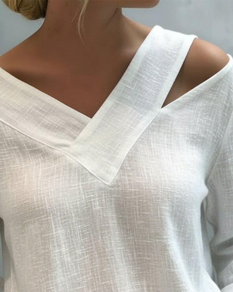 Melyra - Elegante Top met Asymmetrische V-Hals