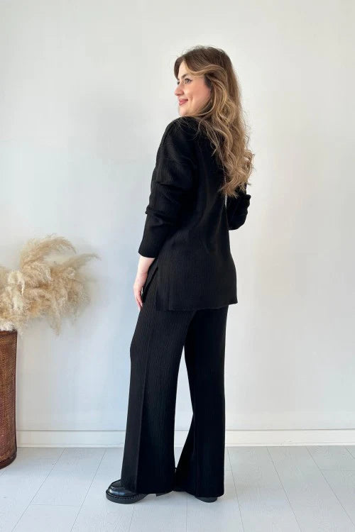 Maaike - Stijlvolle set met V-hals