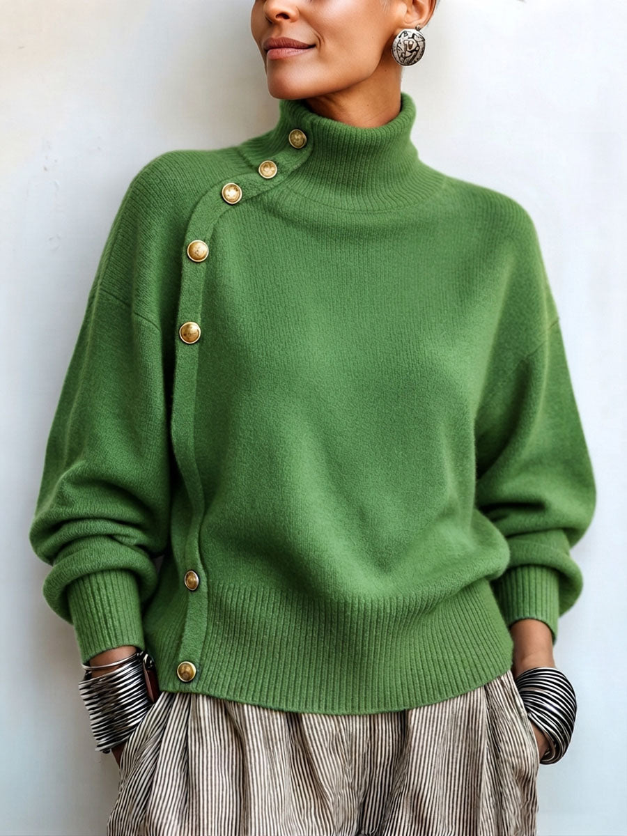 Willemijn - Dames trui met asymmetrische col en gouden knopen