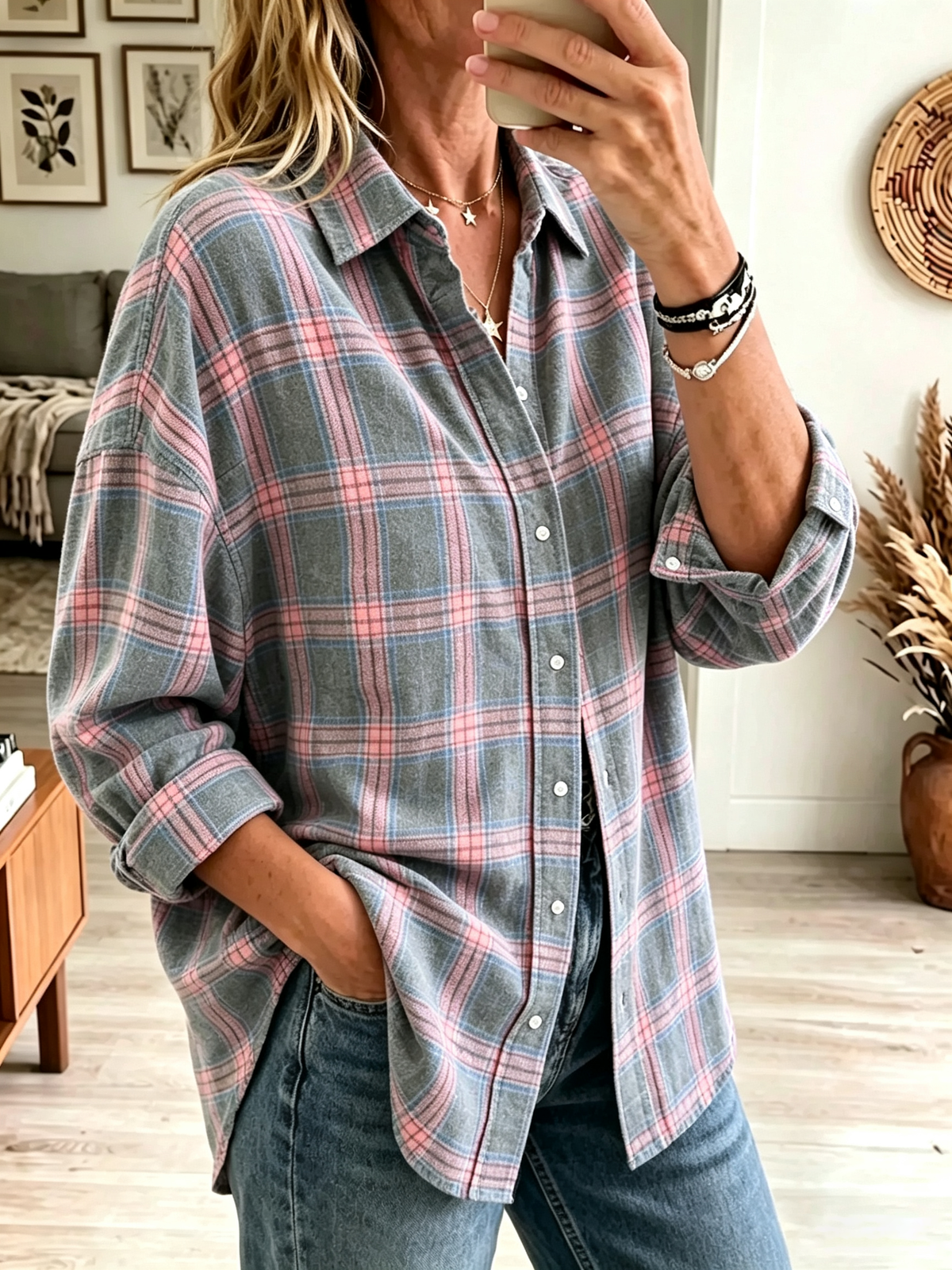 Oona - Oversized dameshemd met geruit patroon en knoopzakken
