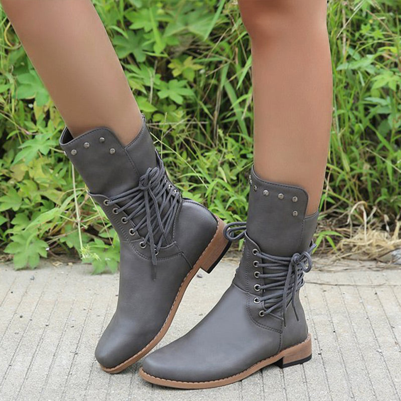 Cléonie - Dames enkellaarsjes met veters en ronde neus met decoratieve studs