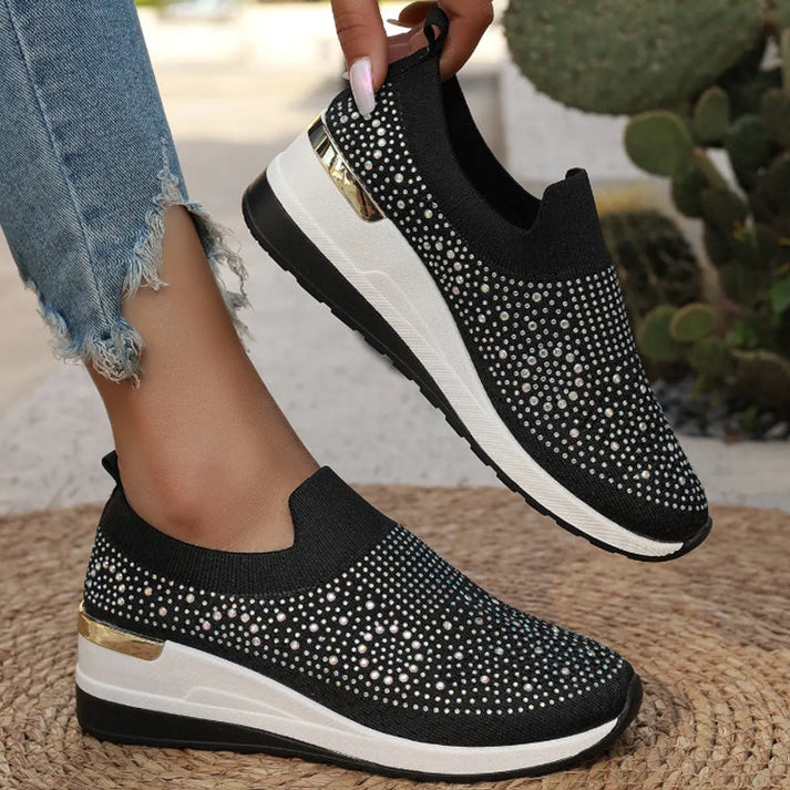 Azelisse - Dames instappers met strass en plateauzool