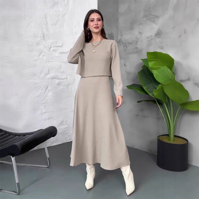 Kalissavine - Gebreide Twee-delige Set voor Dames – Midi Jurk & Elegante Korte Top