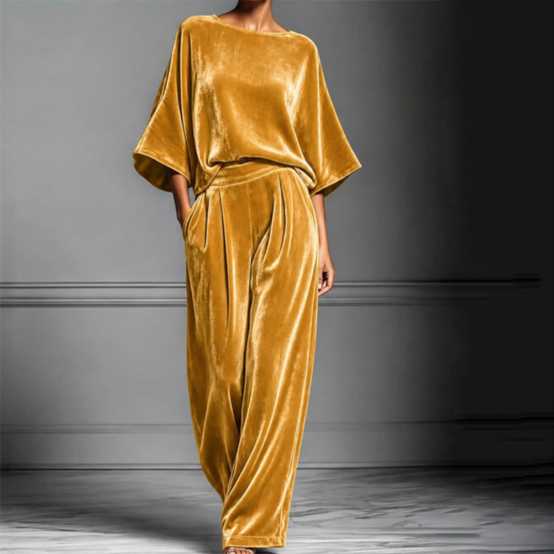 Tine - Vrouwenvelours set met een losse top en brede broek
