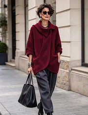 Théoline - Oversized damesvest van ribgebreide stof met asymmetrische kraag