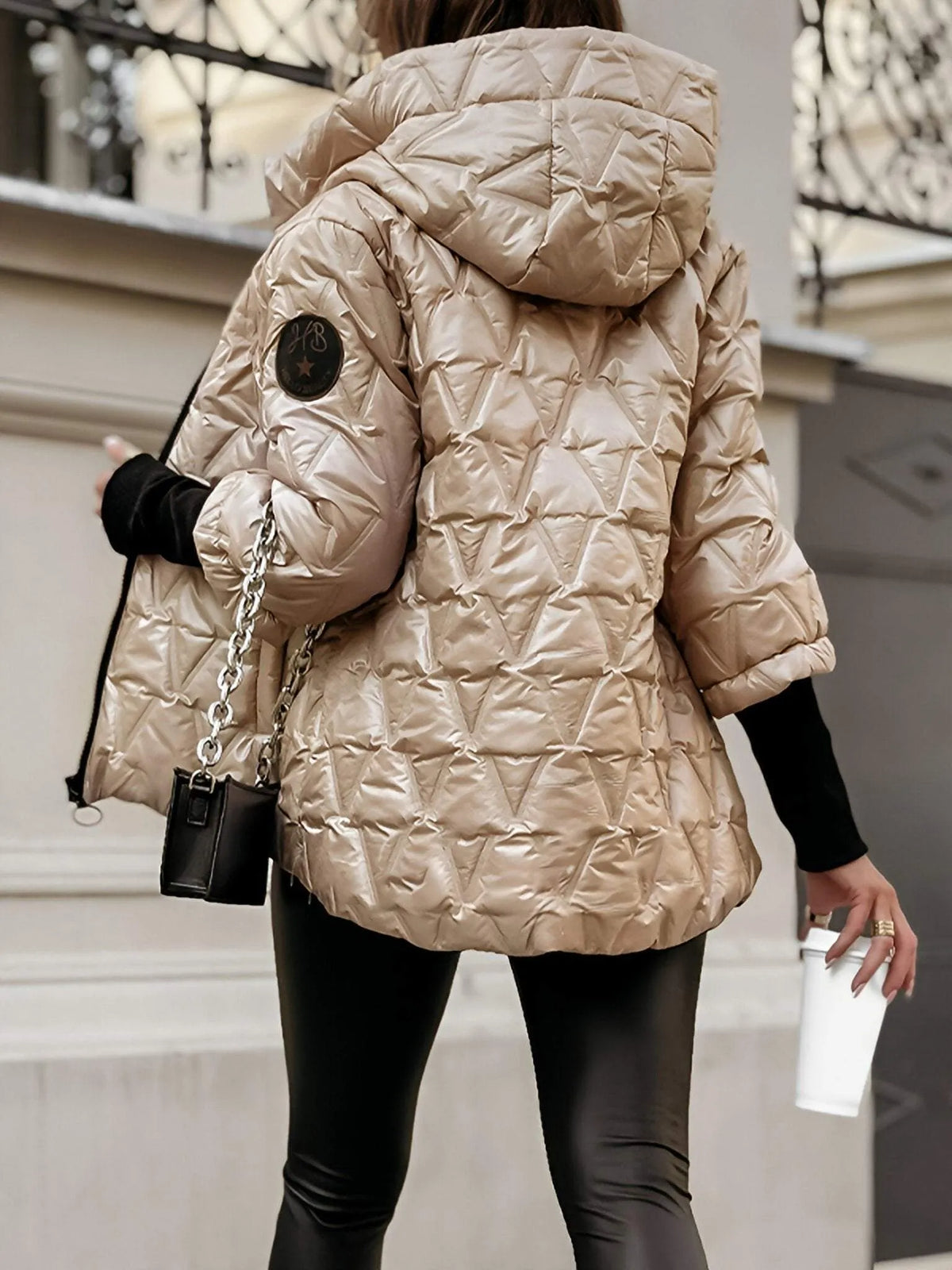 Liselore - Dames gewatteerde hoodiejas met diamantpatroon