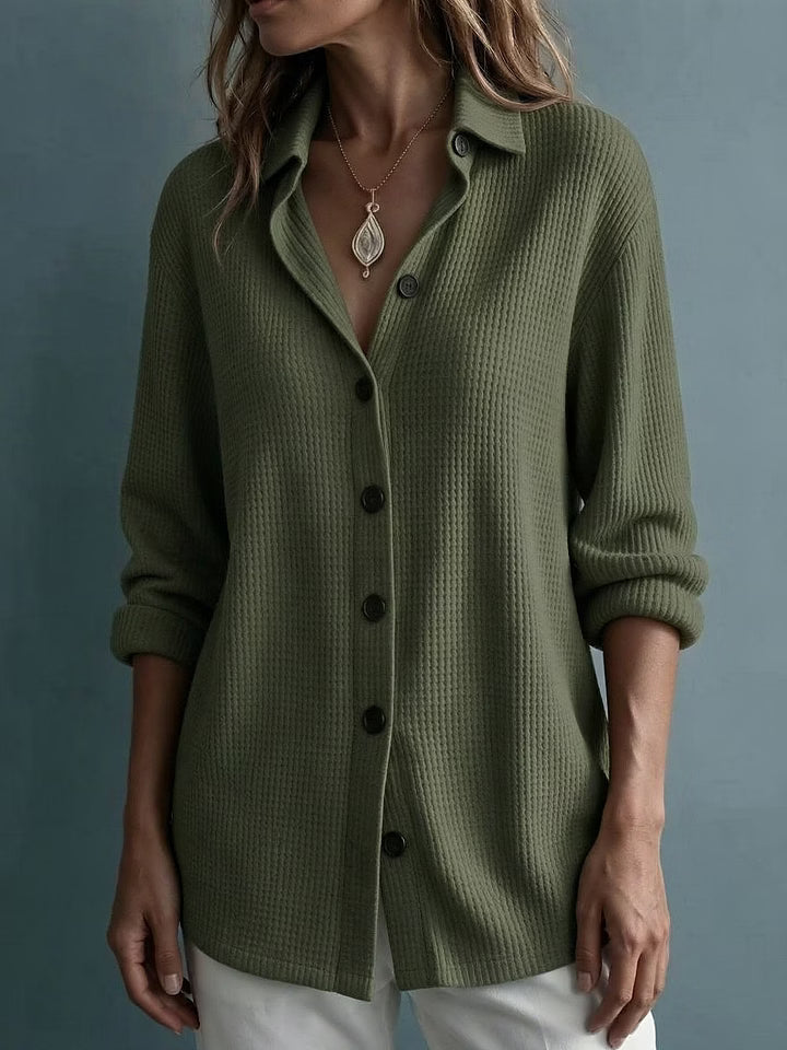 Leentje - Damesblouse van textuurstof met kraag en knopen