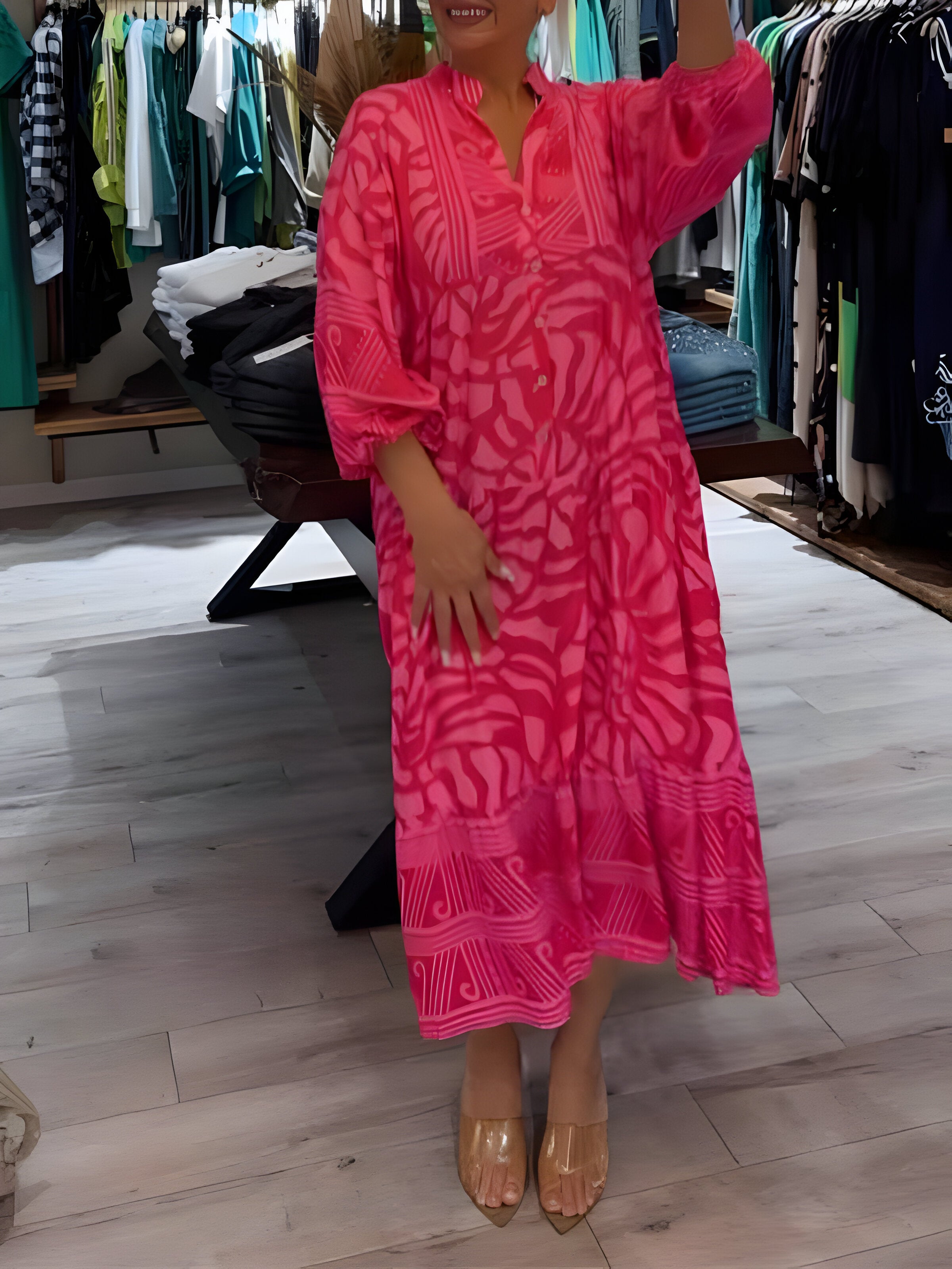 Vespera - Zomerjurk met V-hals en prachtige kleuren