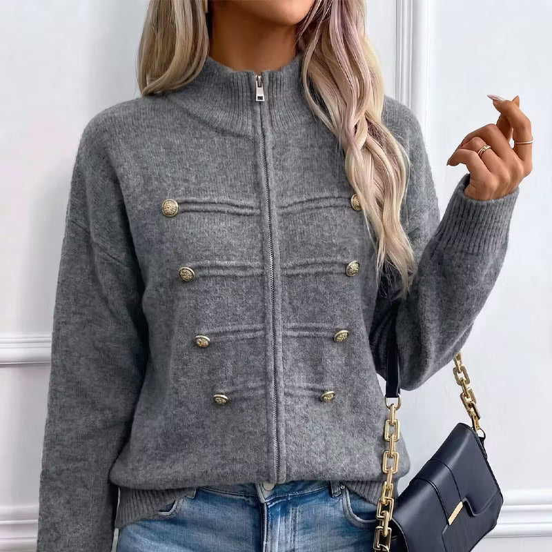 Teuntje - Dames gebreide gilet met hoge, rits en decoratieve knopen
