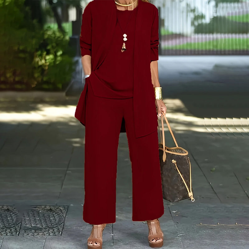 Quenora - Casual Drie-delige Tailleur met Strakke Lijnen