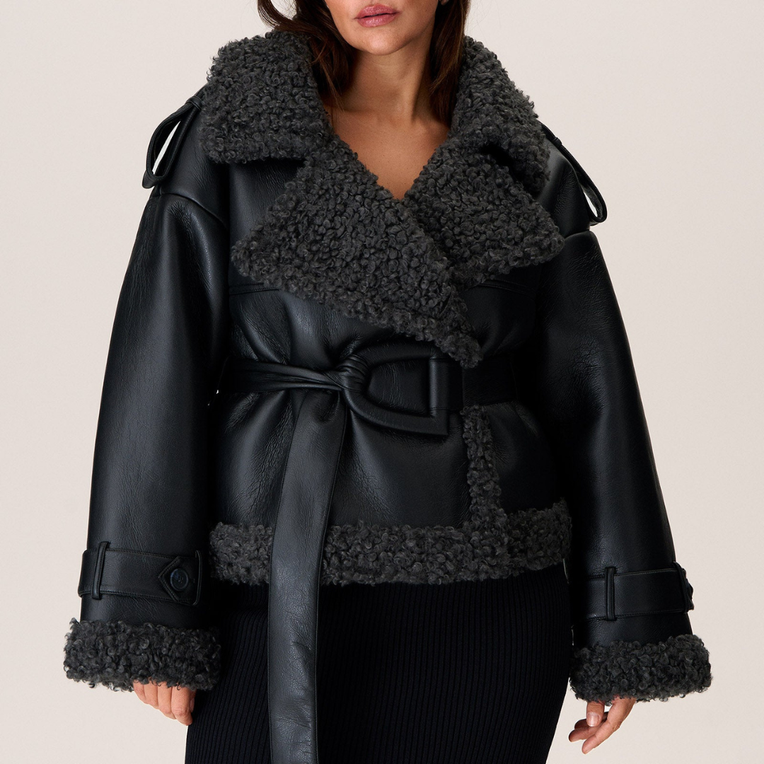 Dorelya - Shearling Mantel met Ceintuur voor Elegante Winter