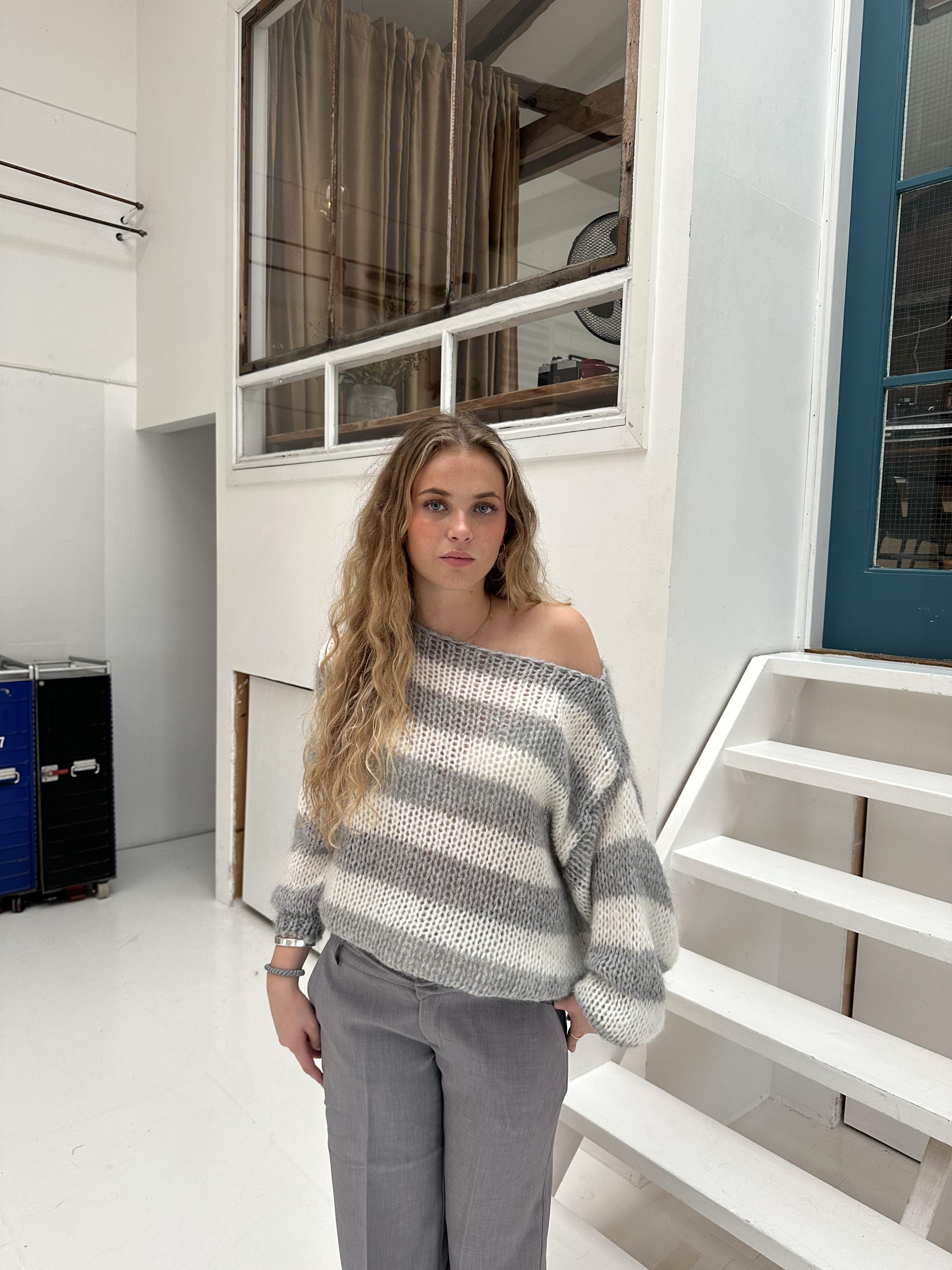 Ivy - Striped Knit