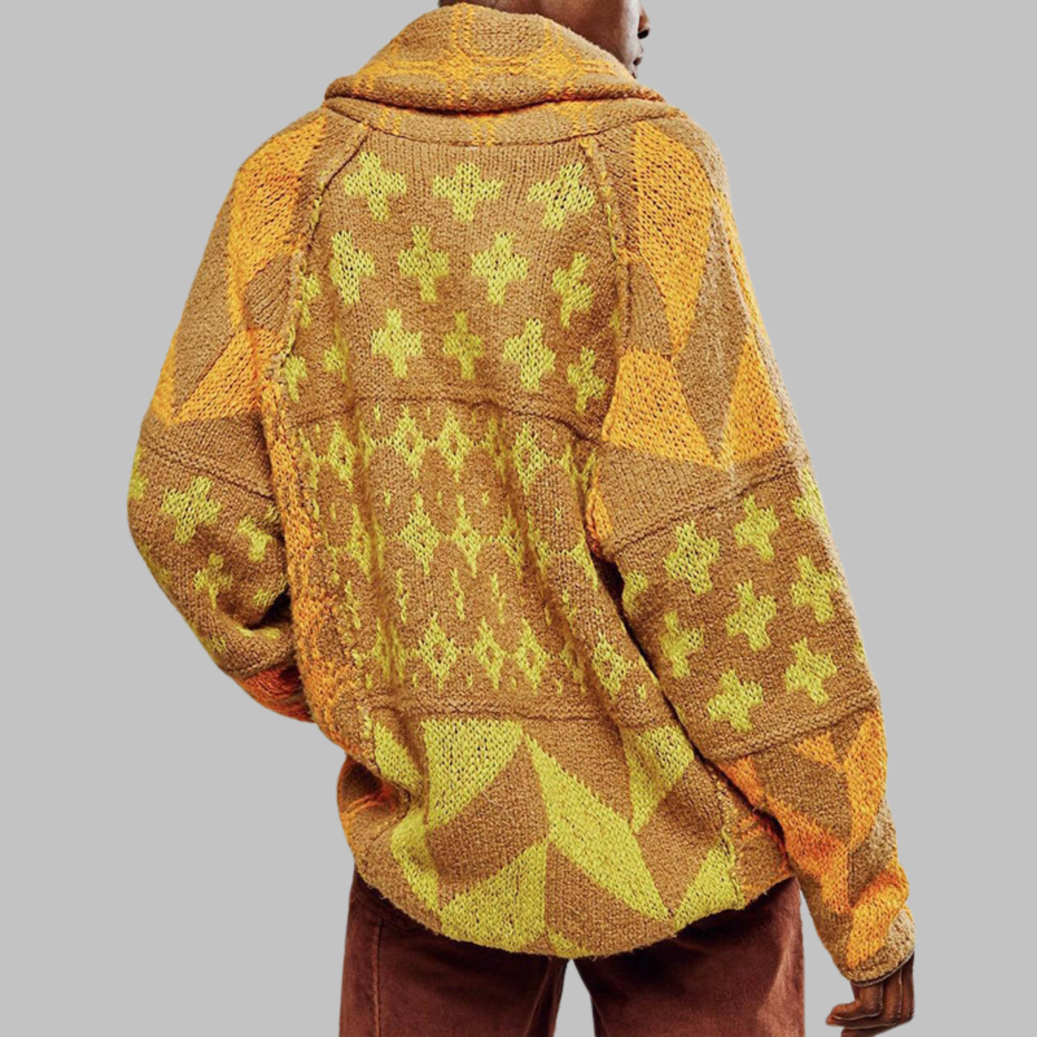 Quenalya - Oversized Cardigan met Vintage Knopkraag