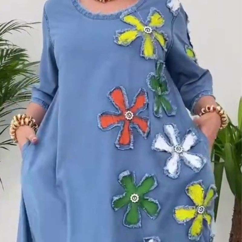 Kalena - Casual jurk met ronde halslijn en bloemenprint