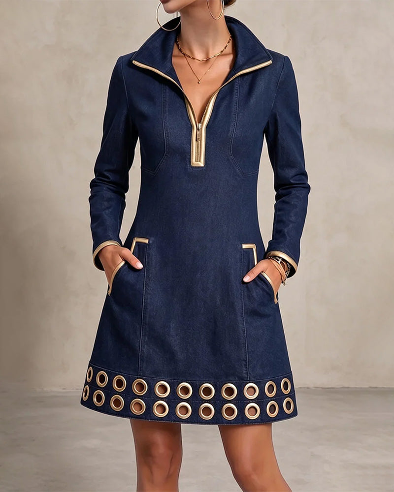 Henrike - Korte denim jurk voor dames met ritskraag en decoratieve oogjes